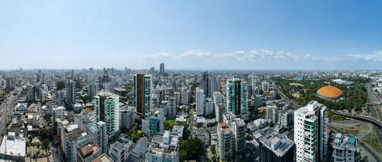 Vista aérea de las torres construidas por Cumbre en Santo Domingo